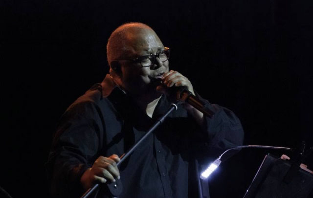 El artista, de 70 años, debe guardar reposo absoluto por las próximas 24 horas.