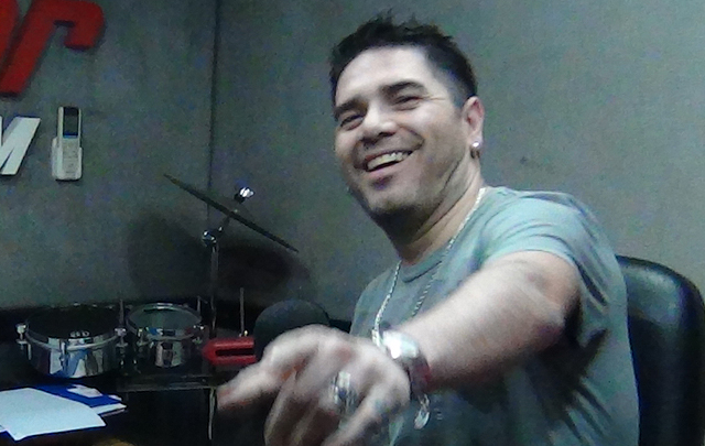 Dani Guardia presenta su primer disco en La Popular