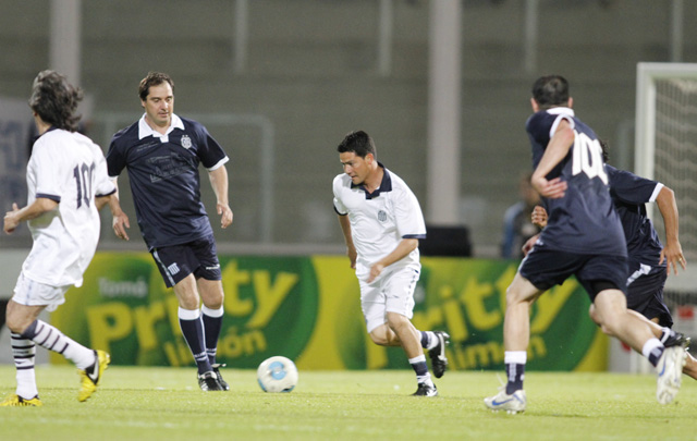 Partido de viejas estrellas de talleres