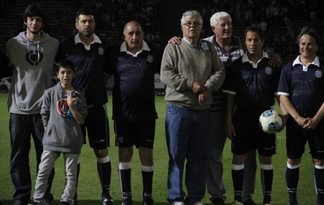Partido de viejas estrellas de talleres