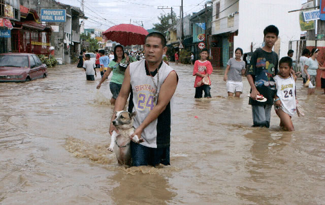 VIDEO: El poder del tifón Haiyan.