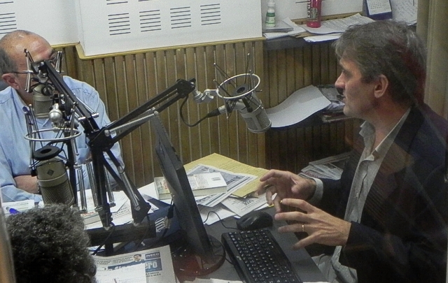 Jorge Cuadrado en los estudios de Cadena 3.