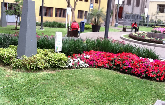 Los jardines de Lima, una de las perlas de Perú. 