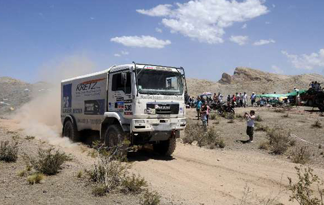 FOTO: Al-Attiyah en la tercera etapa del Dakar 2014