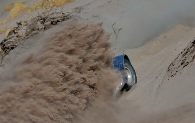 FOTO: Sainz en la quinta etapa del Dakar 2014