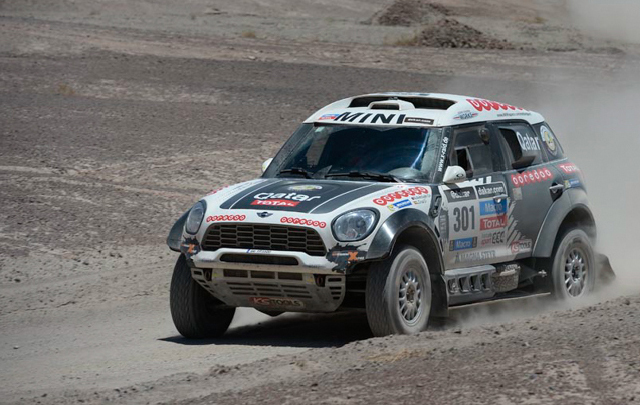 FOTO: Nasser Al-Attiyah fue el vencedor de la octava etapa del Rally Dakar. 