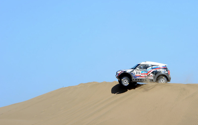 Vasilyev en la décima etapa del Dakar 2014