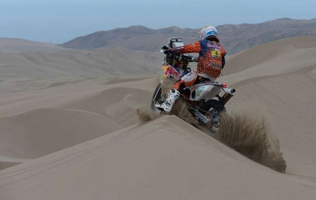 Villadoms en la décima etapa del Dakar 2014