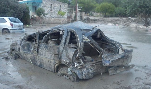 Un alud arrasó con un camping en la localidad de El Rodeo.