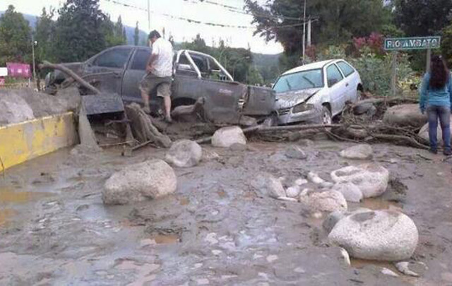 Un alud arrasó con un camping en la localidad de El Rodeo.