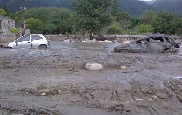 Alud en El Rodeo, Catamarca (Foto: @RatoonRaulOK)