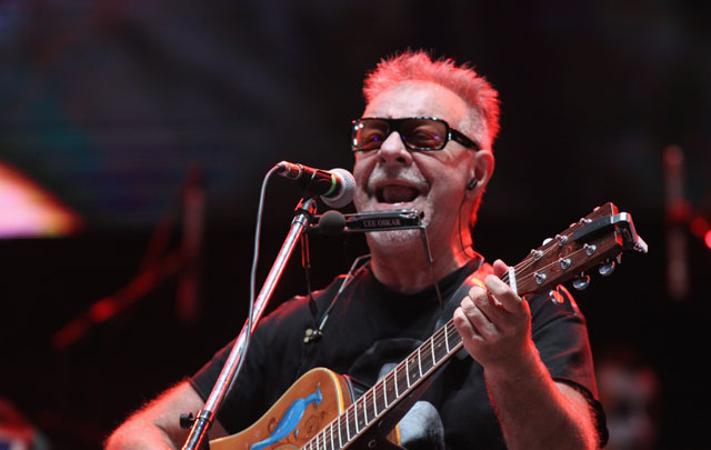 León Gieco fue la figura central de la séptima luna coscoína.