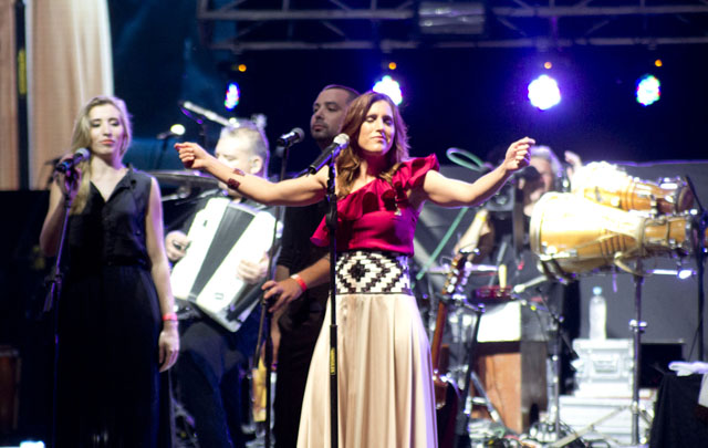 Soledad abrió la segunda noche del Festival de Peñas (Foto: David Peralta).