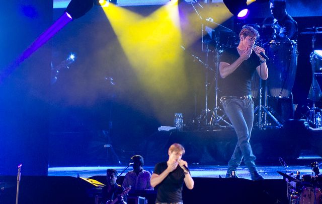 El Anfiteatro volvió a mostrarse colmado en la cuarta noche (Foto: David Peralta).