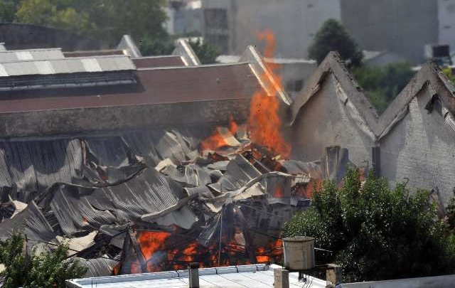 Las llamas se veían desde varias cuadras.