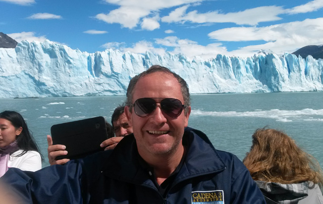 AUDIO: El Lago Argentino está plagado de bloques de hielo (Informe de Cristian Moreschi)