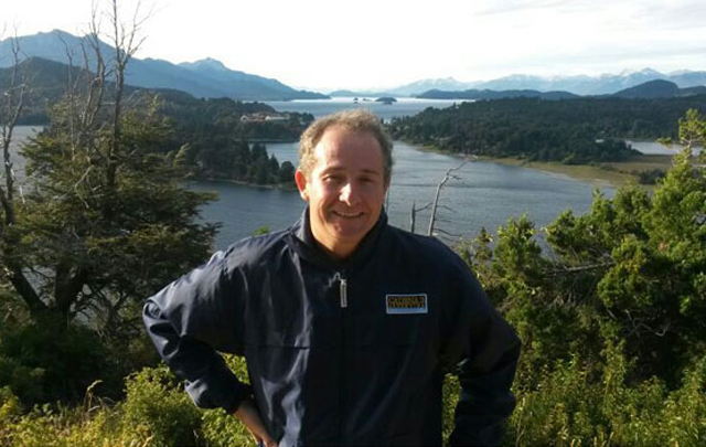 Cristian Moreschi continúa recorriendo la Patagonia Argentina.