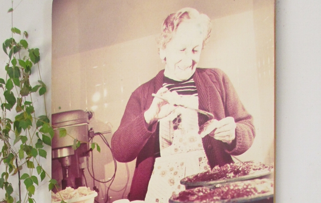 Orlando visitó la fábrica de alfajores artesanales ''Elmira Castro'' en Cura Brochero