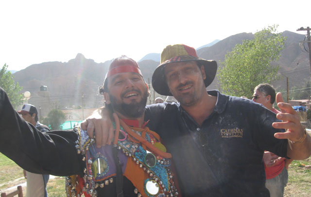 Juan Pablo Viola, alegre durante la cermonia.