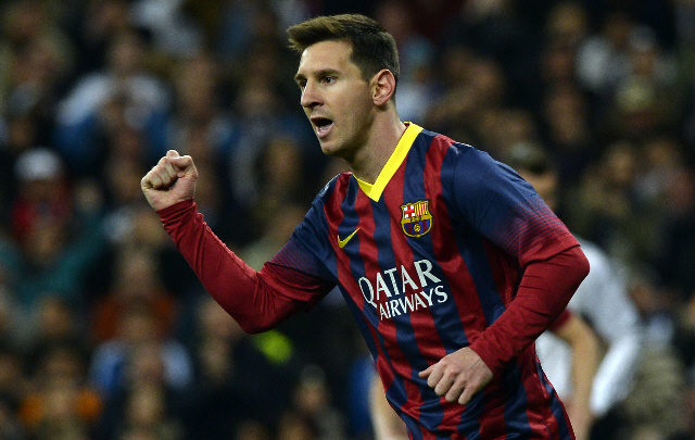 El delantero rosarino convirtió tres goles en el clásico español. 