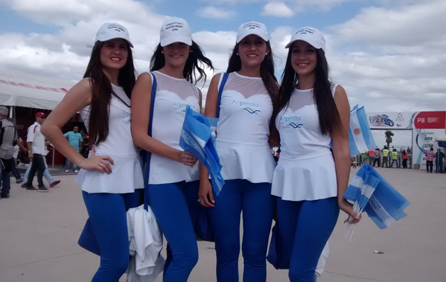 Las chicas más lindas también juegan su carrera en el circuito internacional.