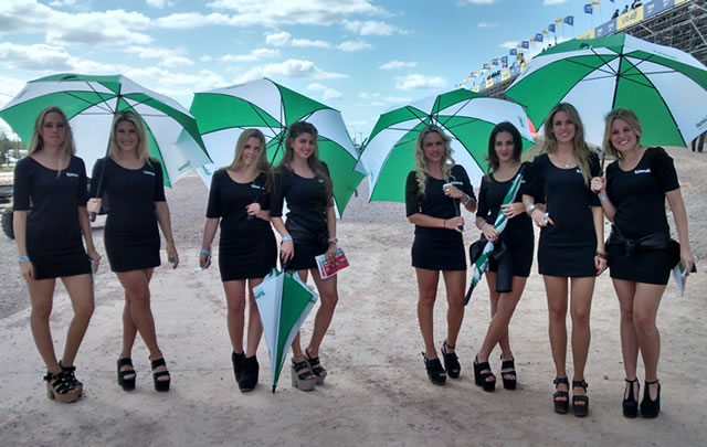 Las chicas más lindas también juegan su carrera en el circuito internacional.