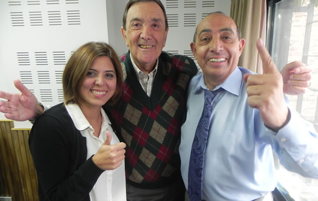 Carlitos Rolán en los estudios de Juntos.