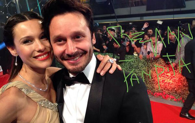 Pampita y Benjamín Vicuña en la alfombra roja.