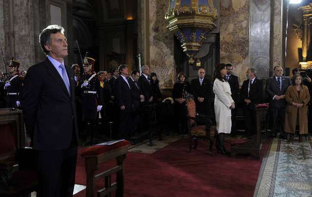 FOTO: Cristina Fernández de Kirchner, junto al Arzobispo de Bs. As. Mñor. Mario Poli.