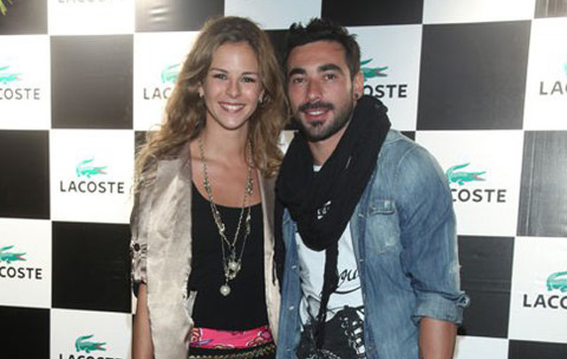 La pareja durante un evento social.