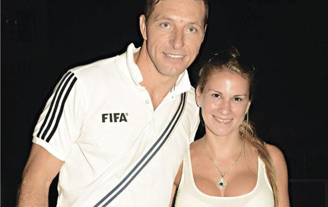 La novia de Pitana causó sensación en la web. 