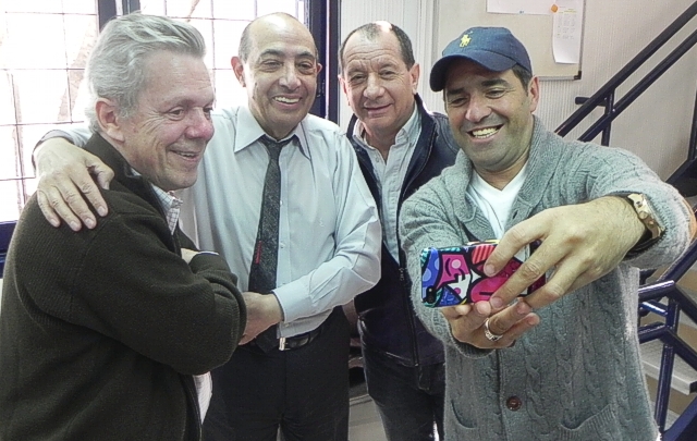 ''Bañeros 4 - Los Rompeolas'' en Juntos.