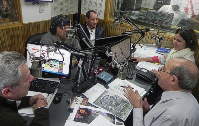 ''Bañeros 4 - Los Rompeolas'' en Juntos.