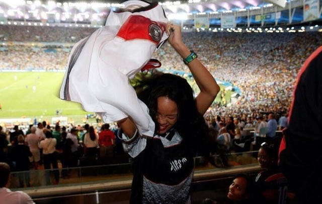 La cantante alentó a Alemania en la final (Foto: AKM- GSI dailymail.co.uk)