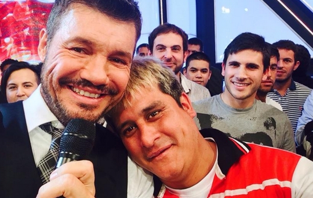 El Charango de Firmat en Showmatch.