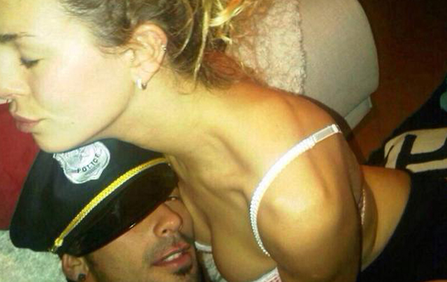 Las fotos prohibidas del ''Pocho'' Lavezzi y su pareja.