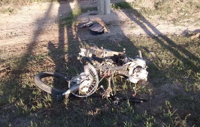 Así quedó la moto luego del choque.