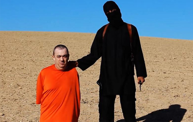 Henning dedicaba su tiempo libre a recoger ayuda para los niños sirios.