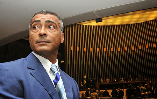 Romario no pidió disculpas por lo dicho, pero sí aclaró que se malinterpretó.