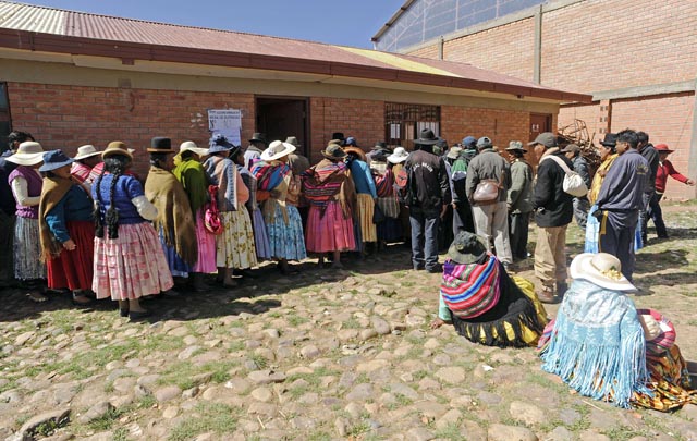 FOTO: Hoy hubo gran concurrencia en las urnas en Bolivia.