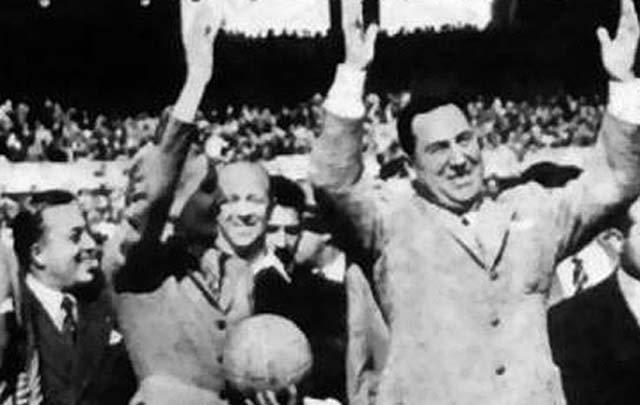 Perón junto a Cafiero, cuando era ministro de Comercio Exterior.