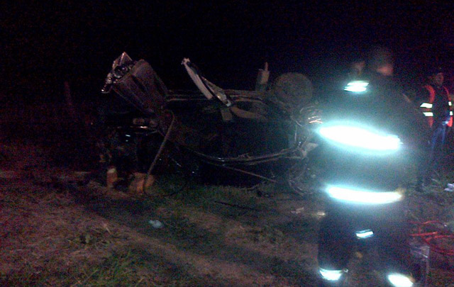 Así quedó el automóvil del intendente de Villanueva (Foto: citadirecta.com.ar)