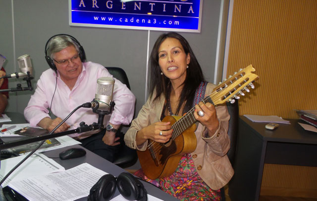Roxana Carabajal en Viva la Radio.