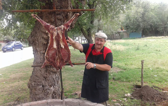 Los turistas disfrutan de Villa Larca.