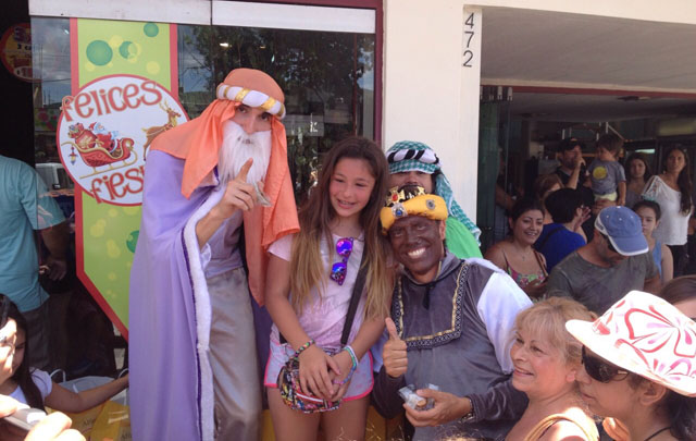 Matías Alé disfrazado de Rey Mago