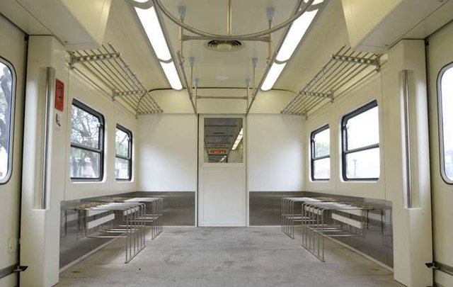 Los trenes son modernos y confortables.