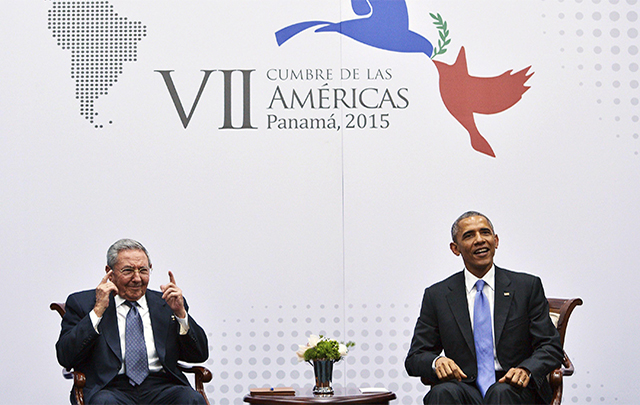 FOTO: Castro dijo que el bloqueo no es culpa de Obama