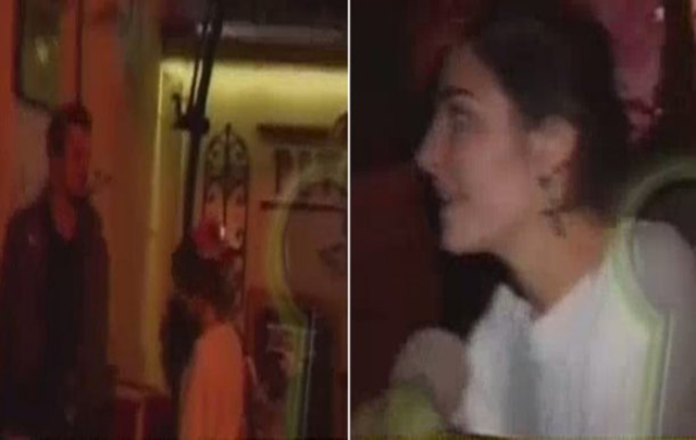 Juanita y Chano en un restaurante de Chile.