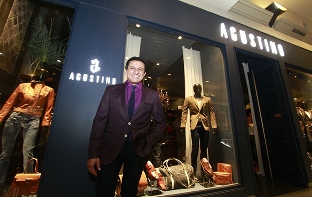 Gustavo Arce inauguró su local de Agustino en el Nuevocentro.