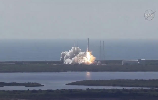 Explota cohete de Nasa, a minutos de despegar.